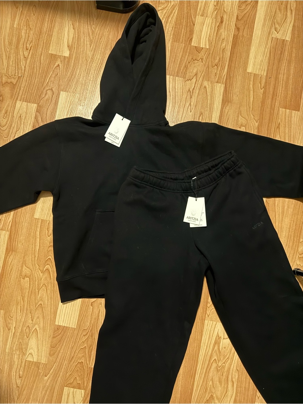 ARITZIA Sweatfleece Set